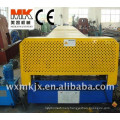 Wave panel roll forming machine